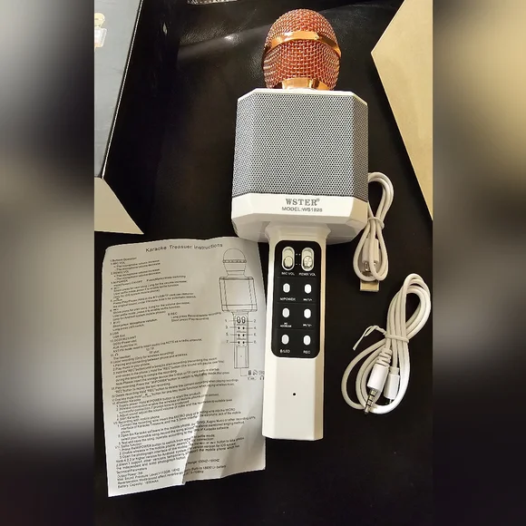 Wireless Karaoke Microphone Bluetooth Brand New in Box White with Rose Hold - Picture 2 of 10